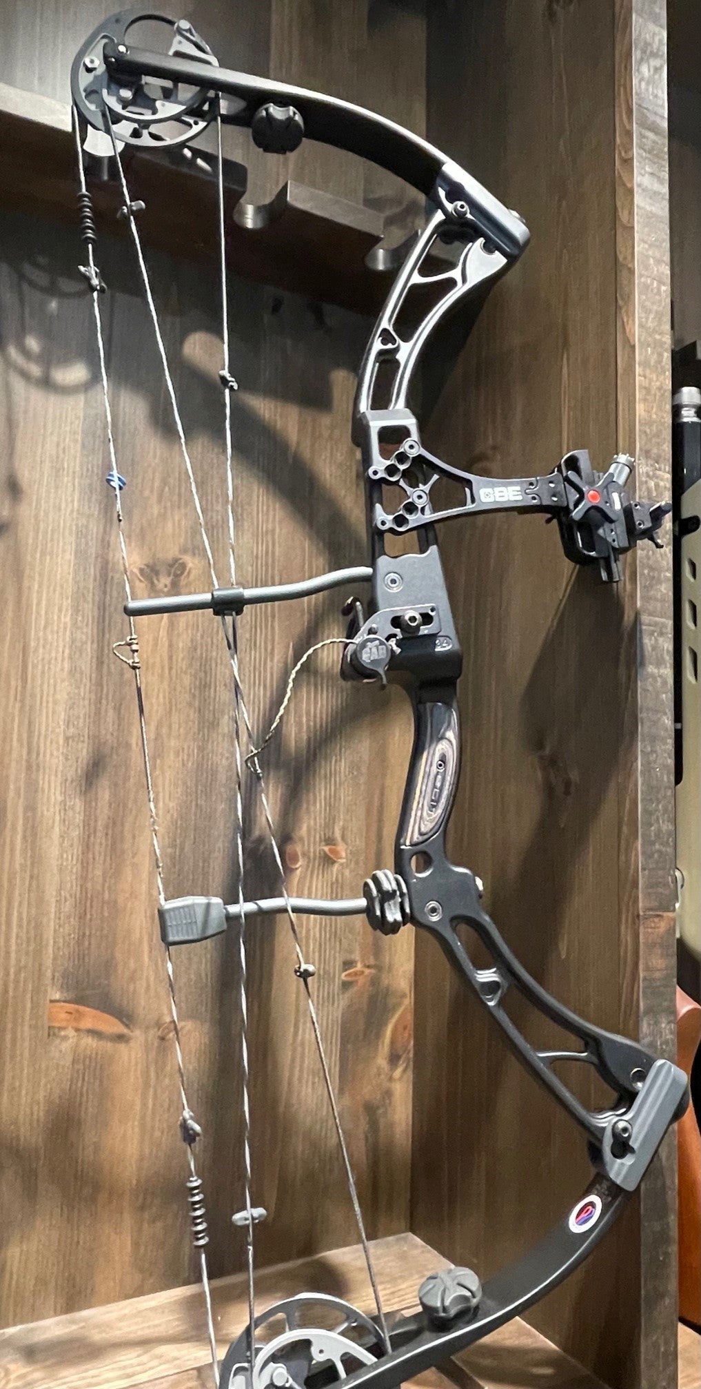 Pre-Owned Elite Answer 60lbs 28"